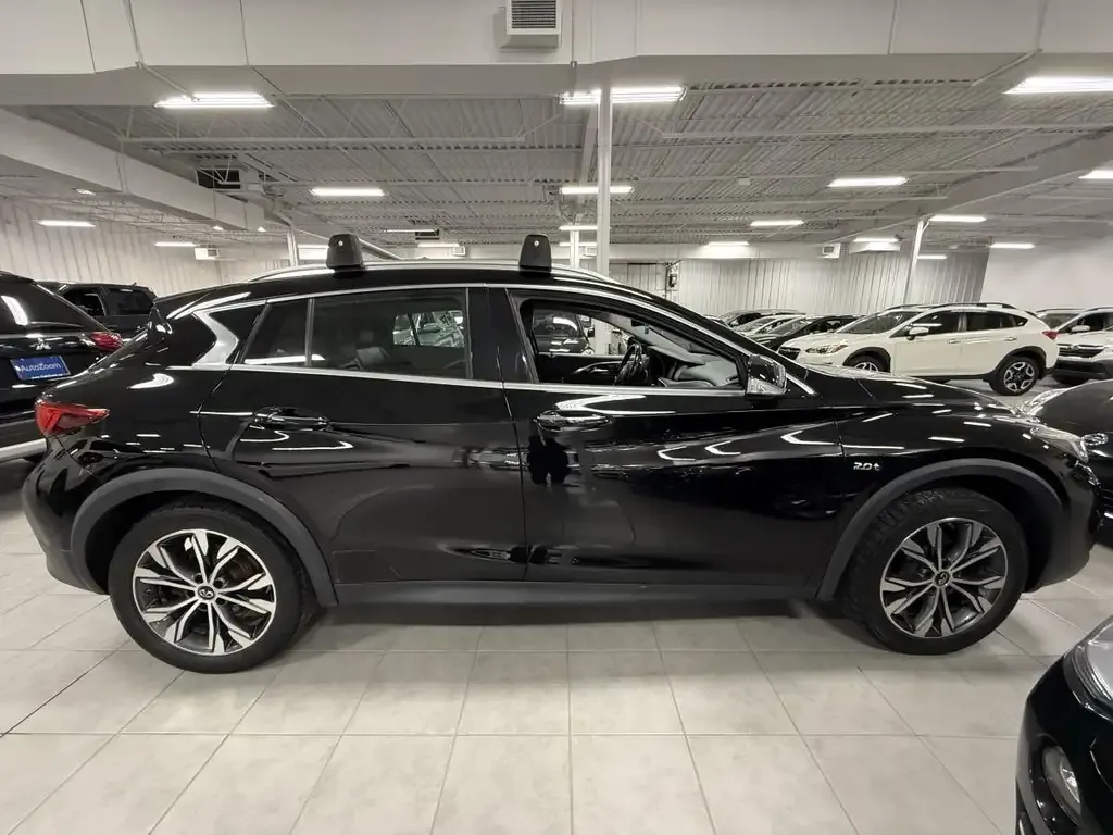 Infiniti Qx30 2017 photo 4