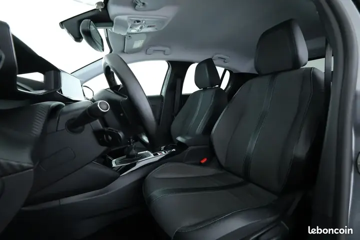 Peugeot 208 2019 photo 5