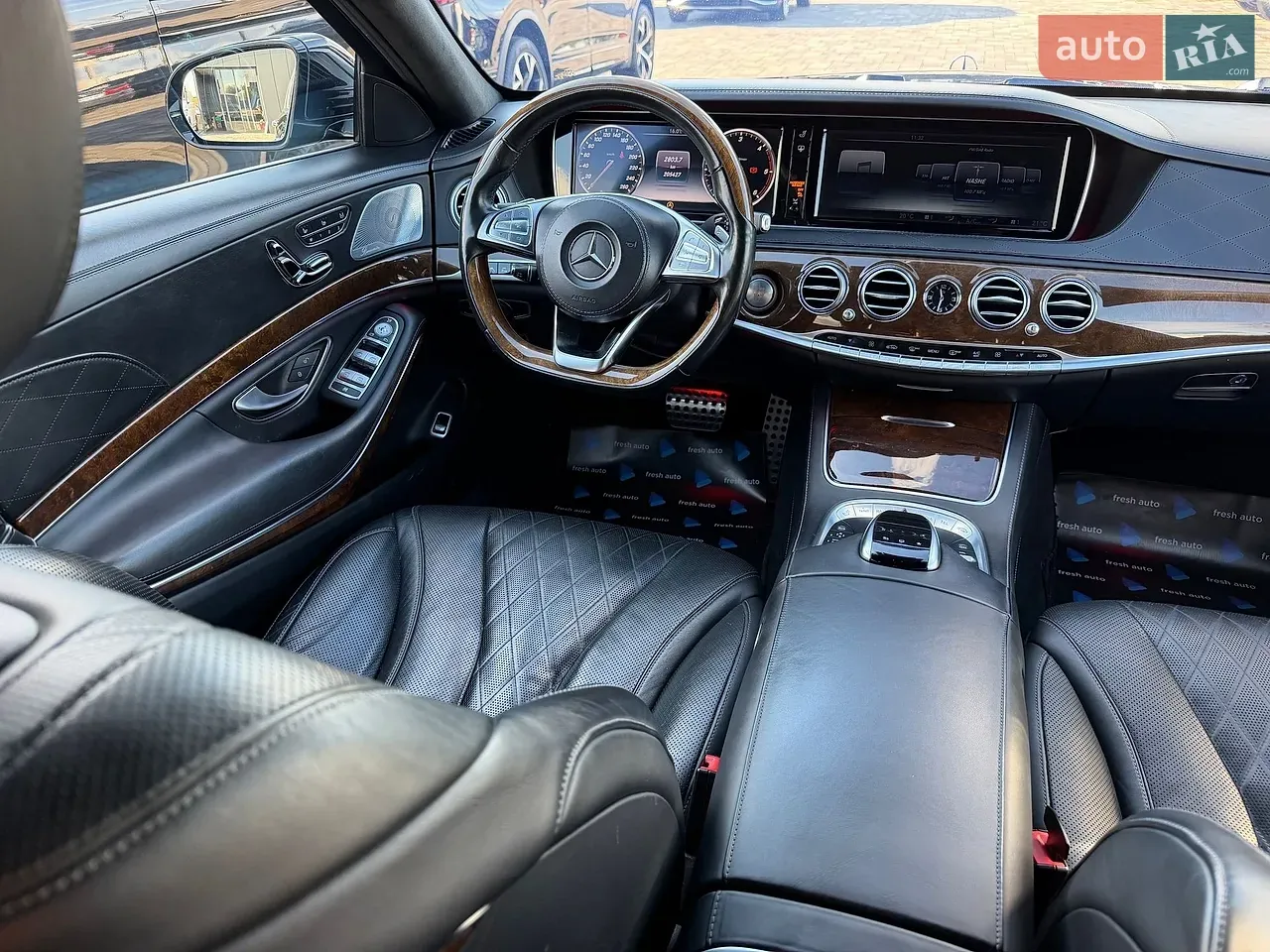 Mercedes-Benz S-Class 2014 photo 2
