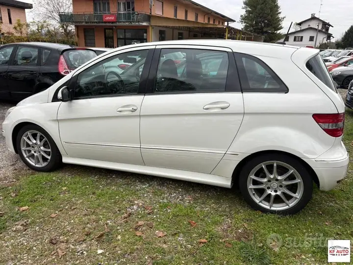 Mercedes-Benz B-Class 2008 photo 5