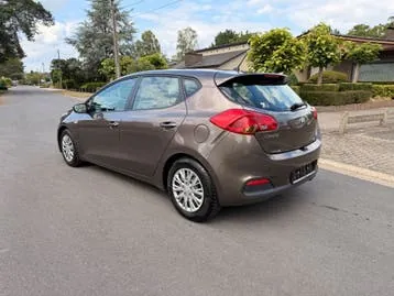 Kia Pro Cee D 2012 photo 3