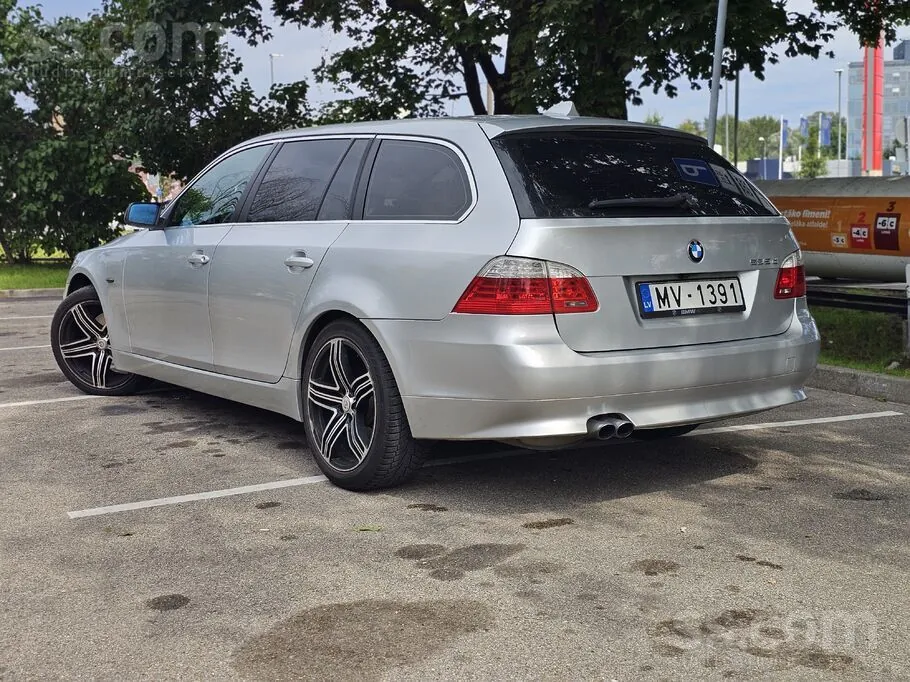 BMW 525 2008 photo 2