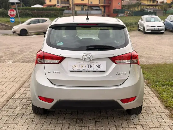 Hyundai Ix20 2016 photo 4