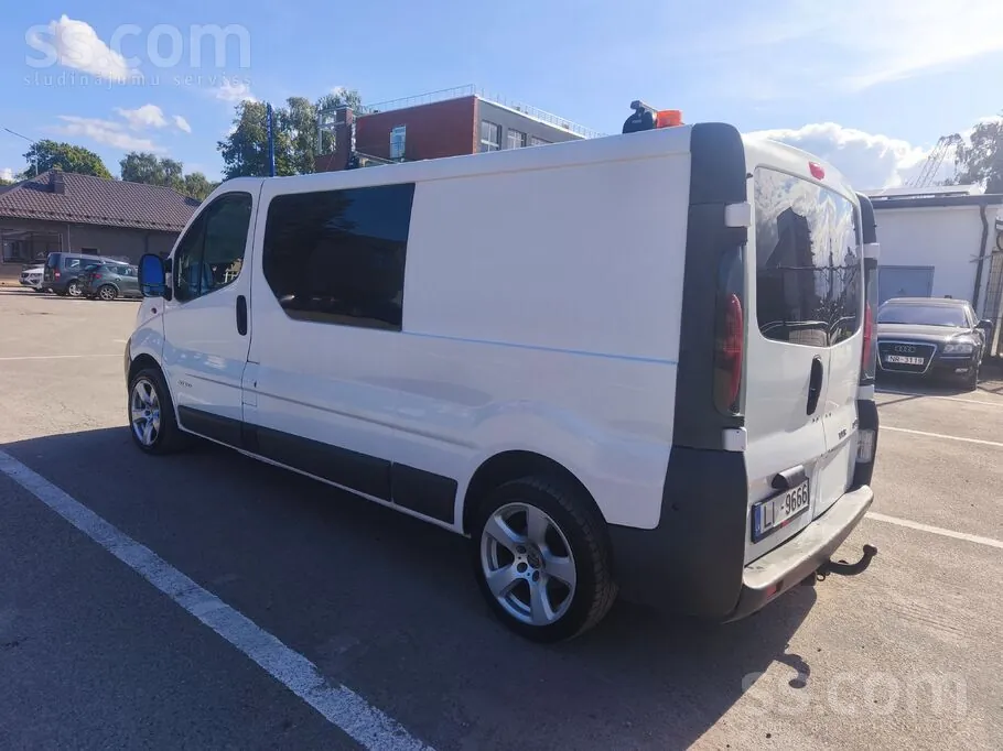 Nissan Primastar 2006 photo 4