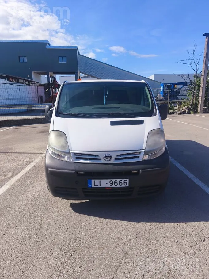 Nissan Primastar 2006 photo 2