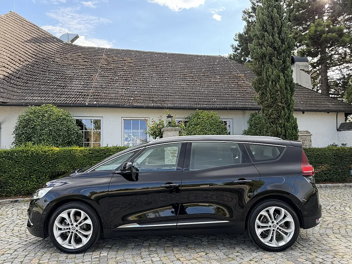Renault Grand Scénic 2017 photo 2