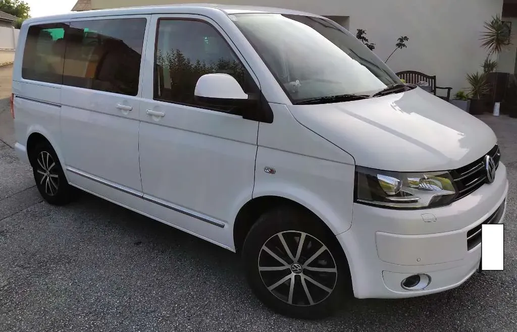 Volkswagen Multivan 2013 photo 3