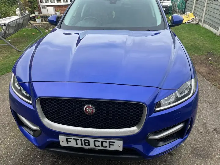 Jaguar F-Pace 2018 photo 5
