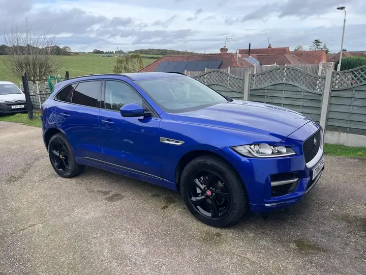 Jaguar F-Pace