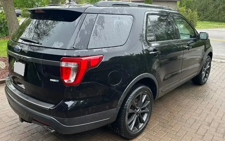 Ford Explorer 2018 photo 3