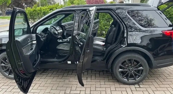 Ford Explorer 2018 photo 4