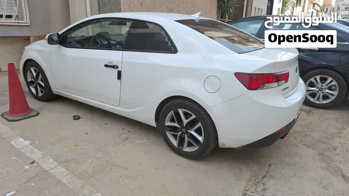 Kia Koup 2010 photo 5