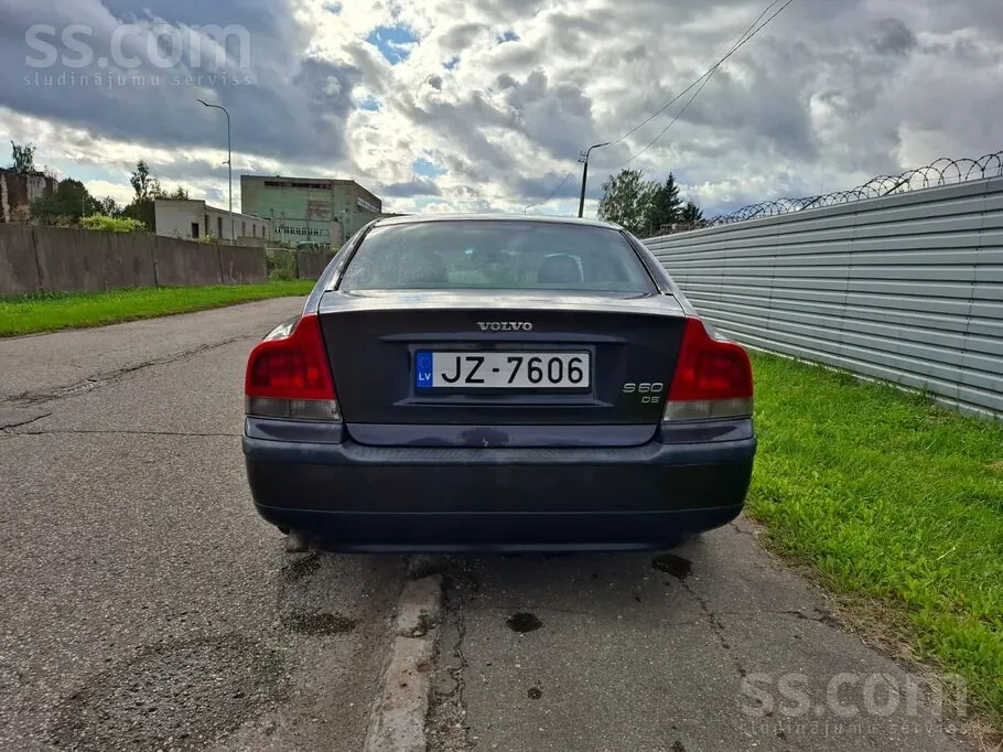 Volvo S60 2002 photo 4