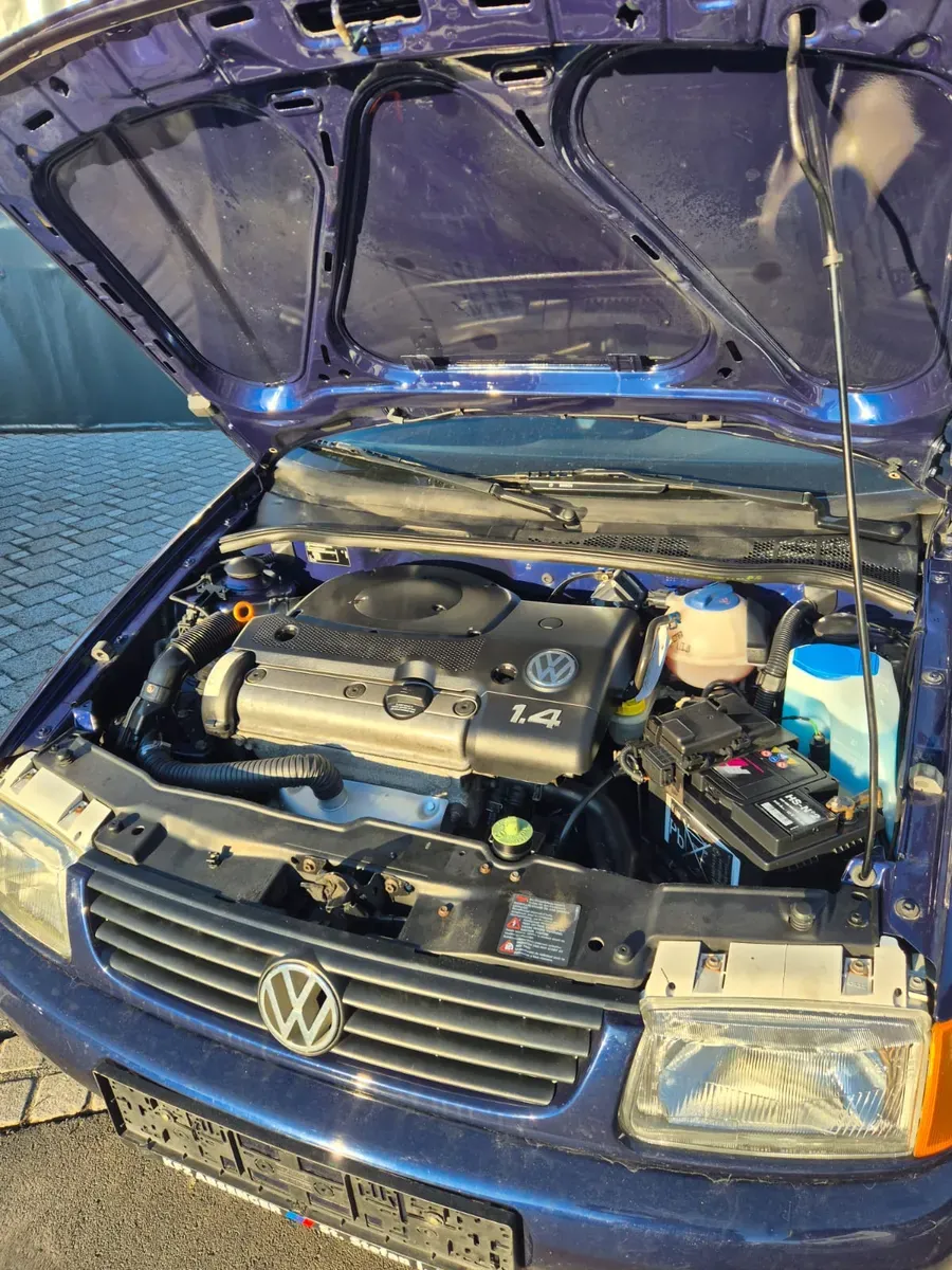Volkswagen Polo 1999 photo 3