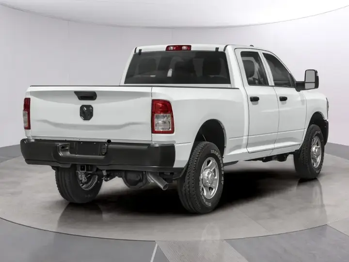 Ram 3500 2024 photo 2