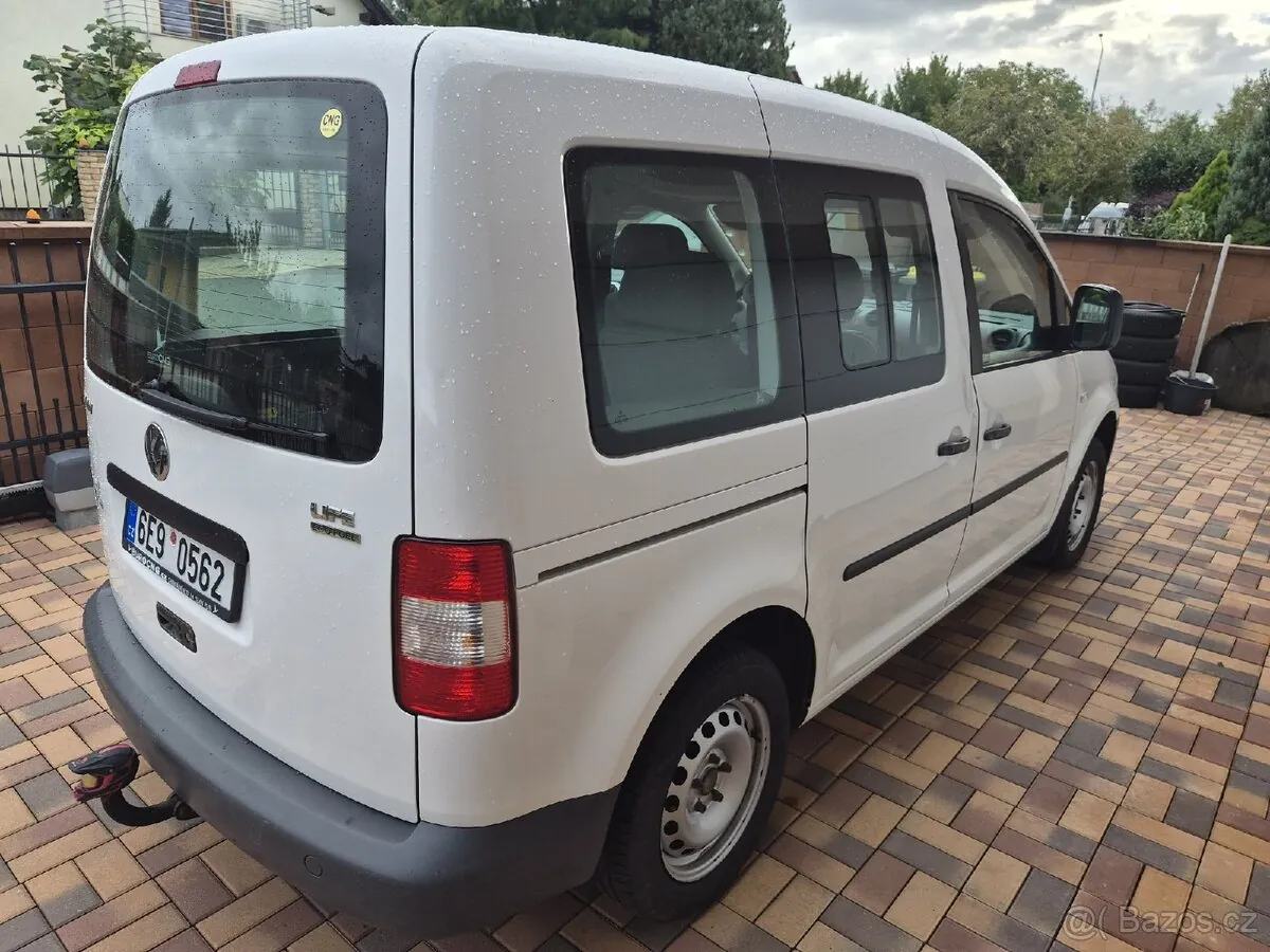 Volkswagen Caddy 2009 photo 4