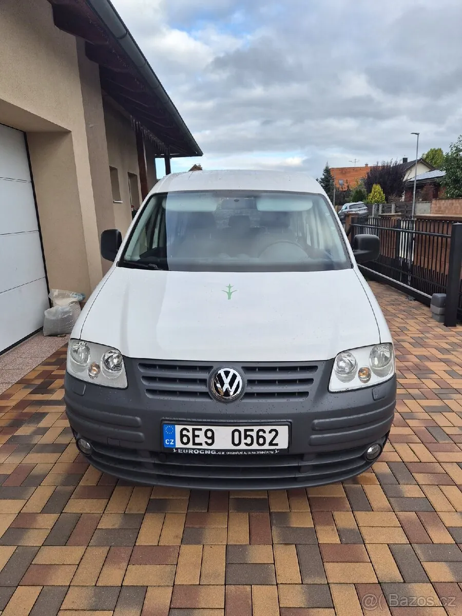 Volkswagen Caddy 2009 photo 2