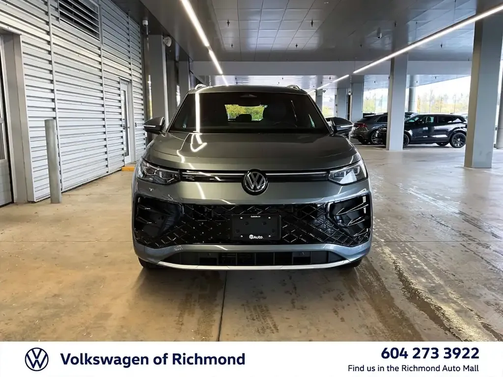 Volkswagen Tiguan 2025 photo 2