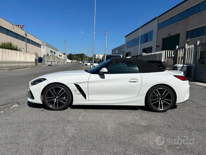 BMW Z4 2021 photo 3