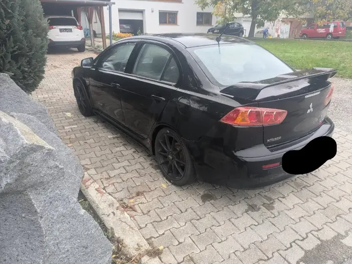 Mitsubishi Lancer