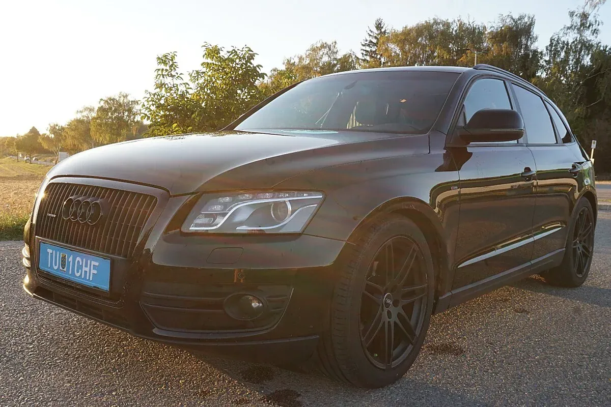 Audi Q5 2010 photo 2