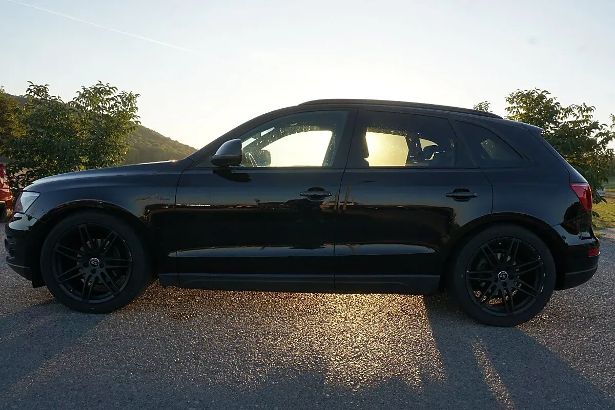 Audi Q5 2010 photo 3