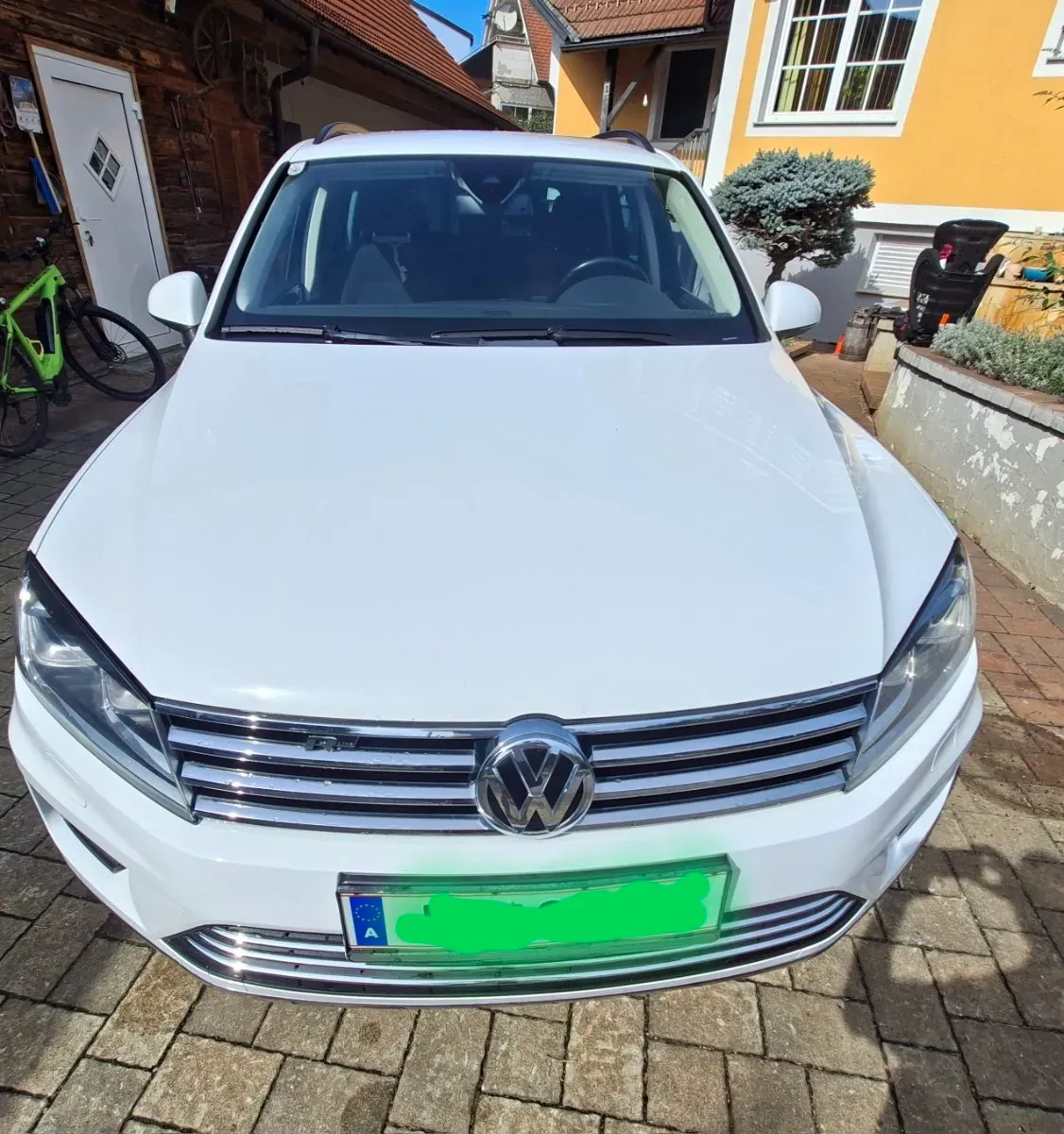 Volkswagen Touareg 2015 photo 2