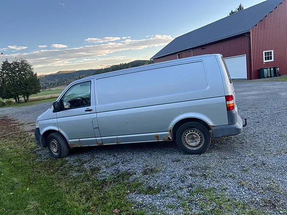 Volkswagen Transporter 2009 photo 2