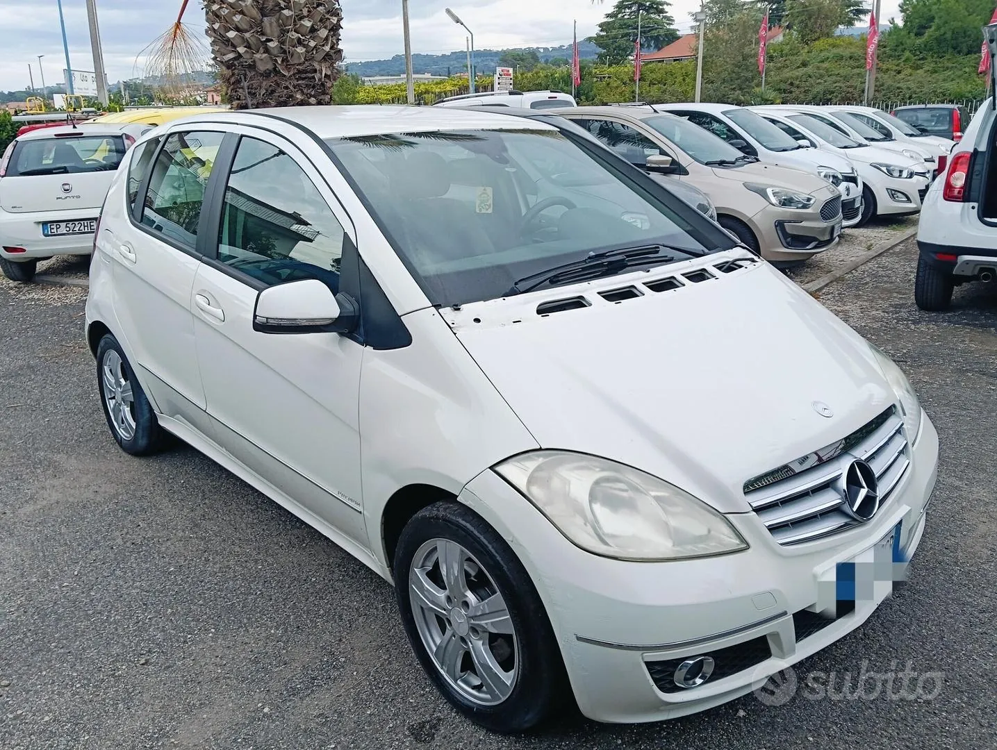 Mercedes-Benz A 180