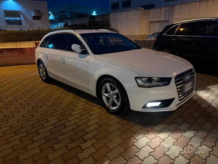 Audi A4 Avant 2014 photo 4