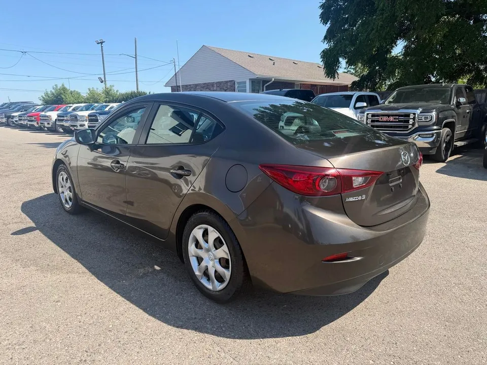 Mazda Mazda3 2015 photo 5
