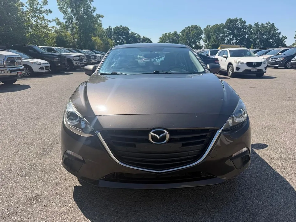 Mazda Mazda3 2015 photo 2