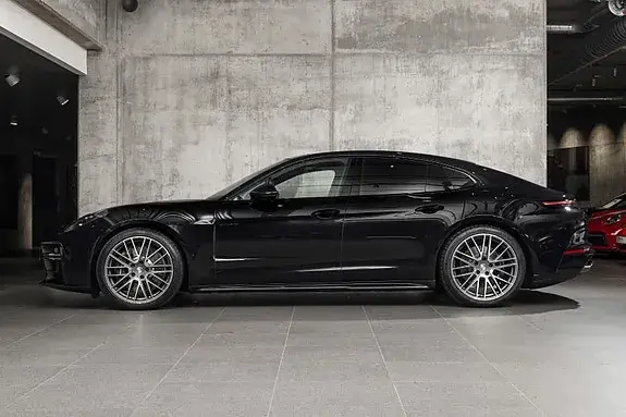 Porsche Panamera 2026 photo 2