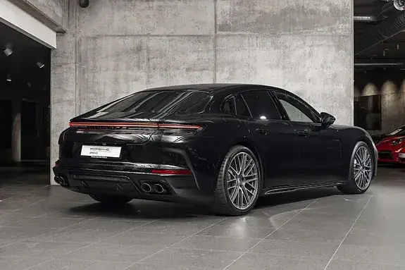Porsche Panamera 2026 photo 3