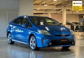 Toyota Prius 2013 photo 2