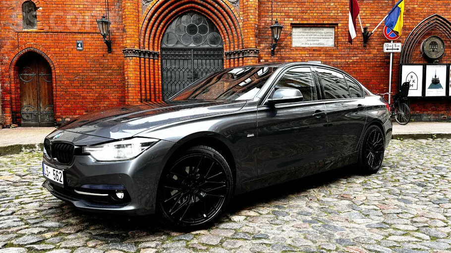 BMW 320D 2017 photo 4