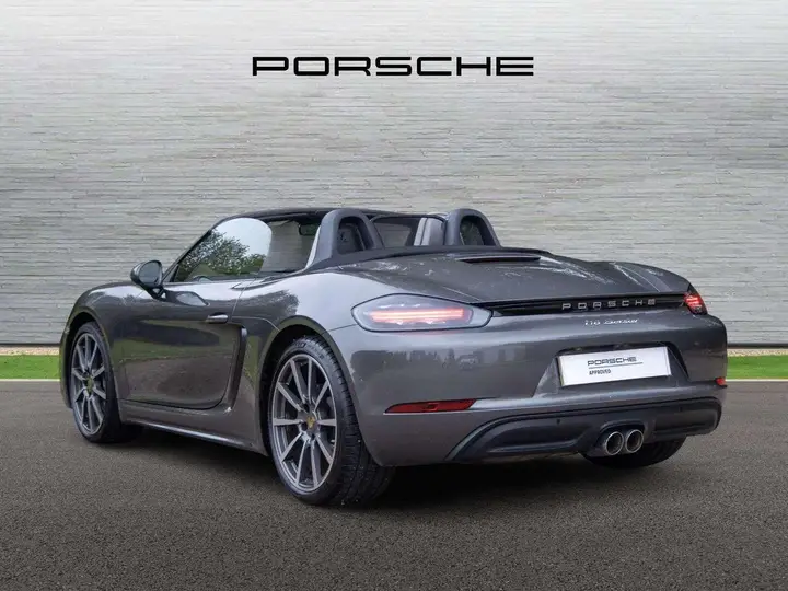 Porsche 718 Boxster 2023 photo 2