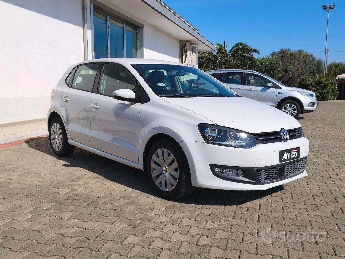 Volkswagen Polo 2009 photo 2
