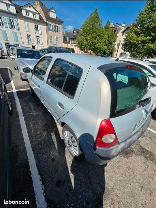 Renault Clio 2003 photo 3