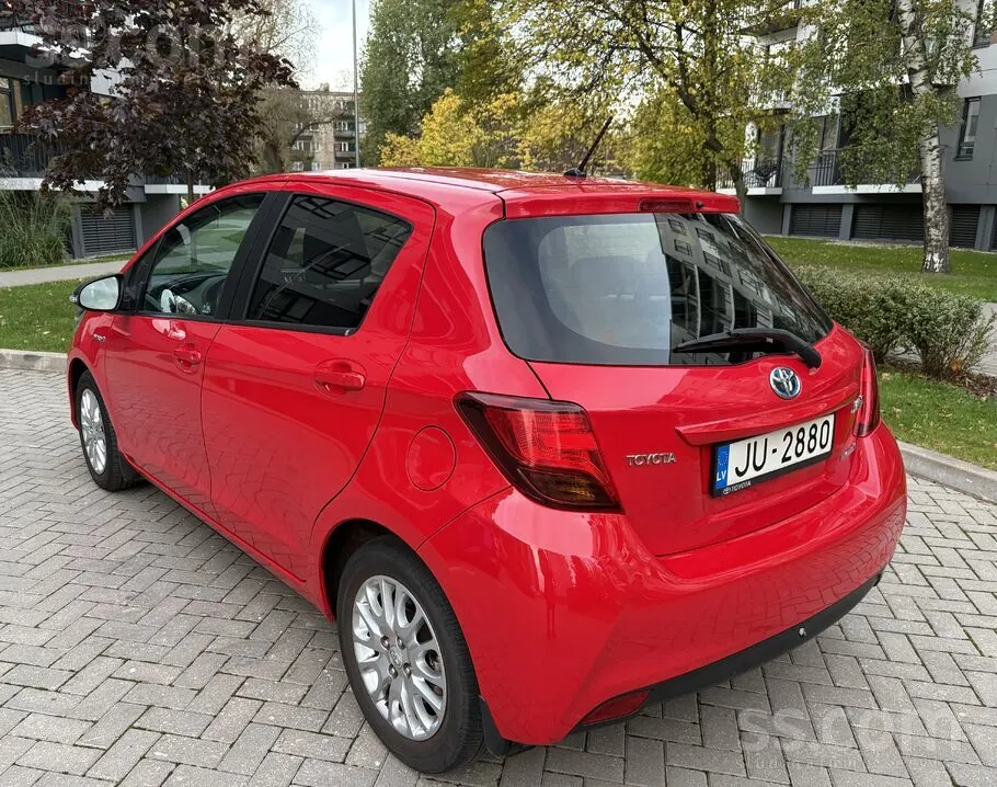 Toyota Yaris 2014 photo 5