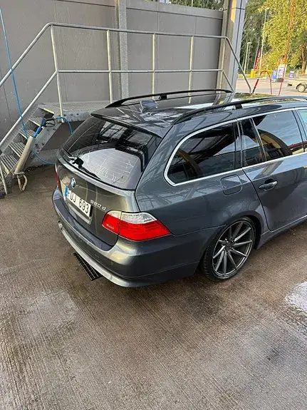 BMW 520D 2010 photo 4