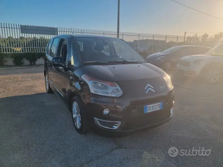Citroen C3 Picasso 2009 photo 2