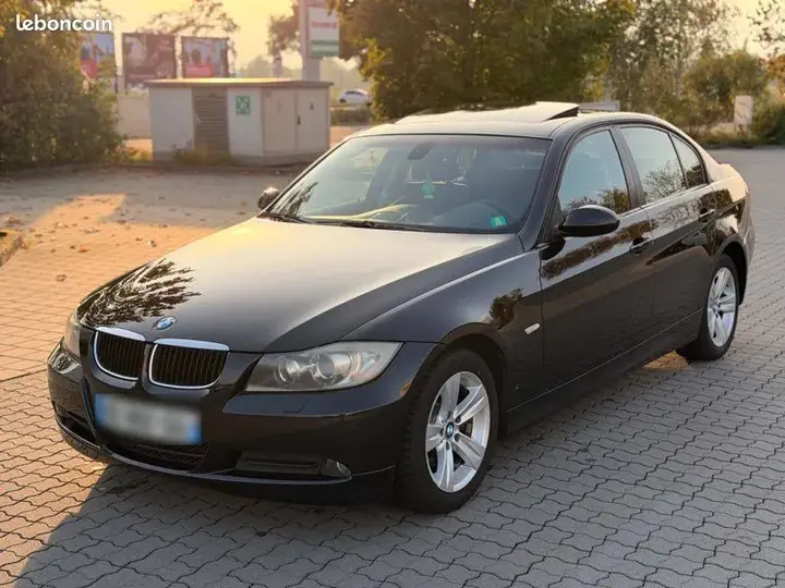 BMW 320I