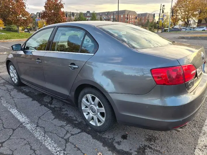Volkswagen Jetta 2014 photo 3