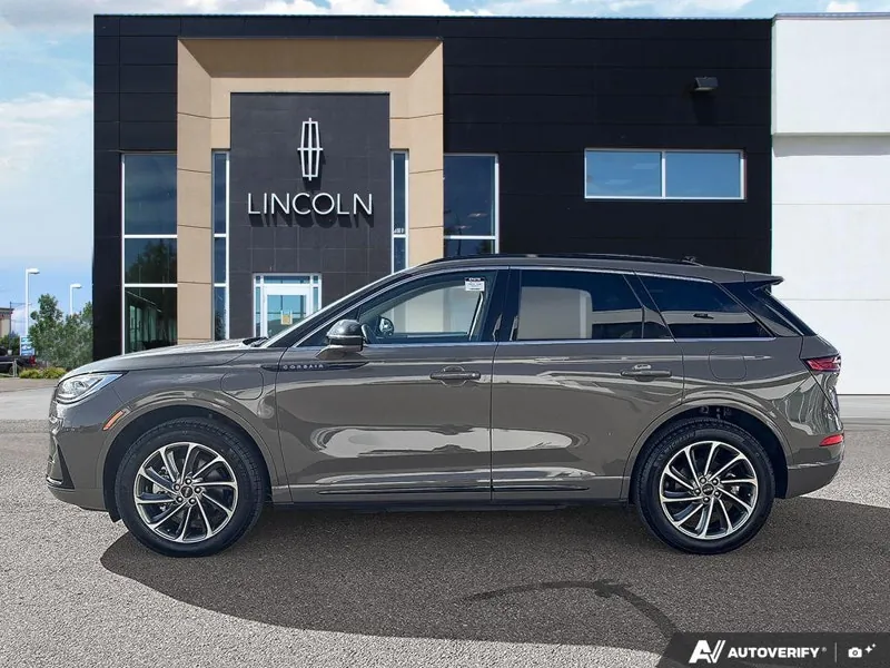 Lincoln Corsair 2025 photo 3