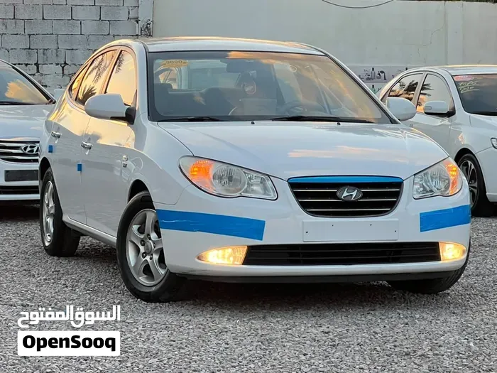 Hyundai Avante 2009 photo 2