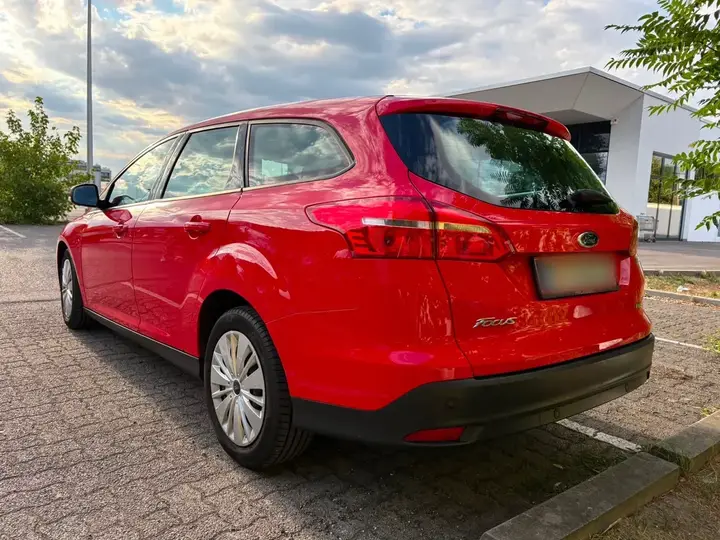 Ford Focus 2016 photo 3