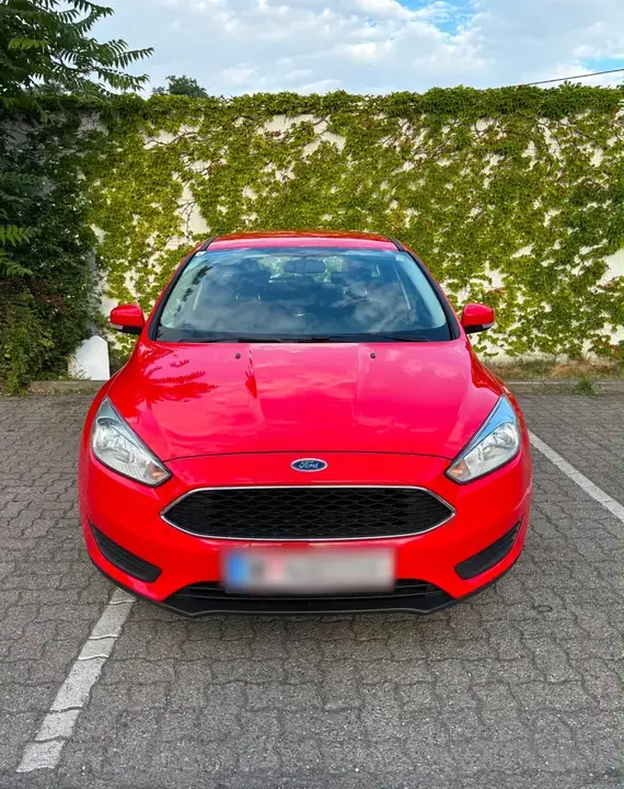 Ford Focus 2016 photo 2