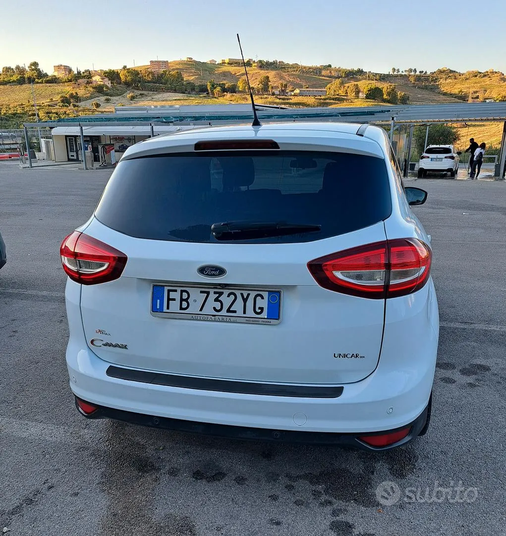 Ford C-Max 2016 photo 2