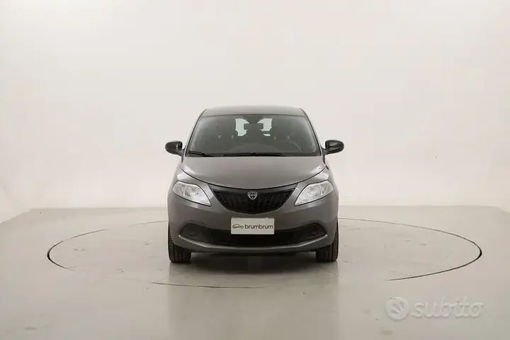 Lancia Ypsilon 2023 photo 2